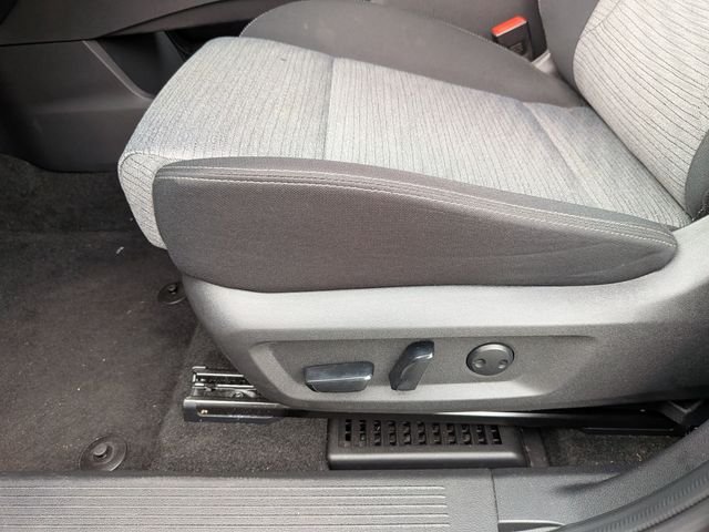 Used 2023 Gray Nissan SV image 15