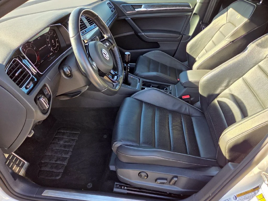 Used 2019  Volkswagen DCC & Navigation 4Motion image 13