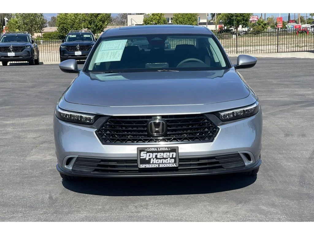 Certified Used 2023 Lunar Silver Metallic Honda EX image 9