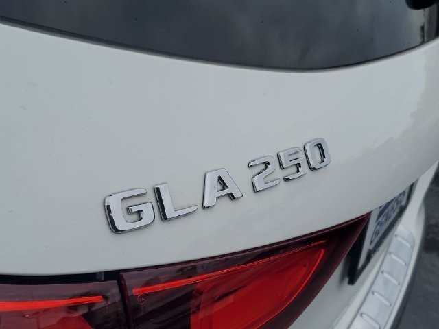 2023 Mercedes-Benz GLA Base - Photo 7