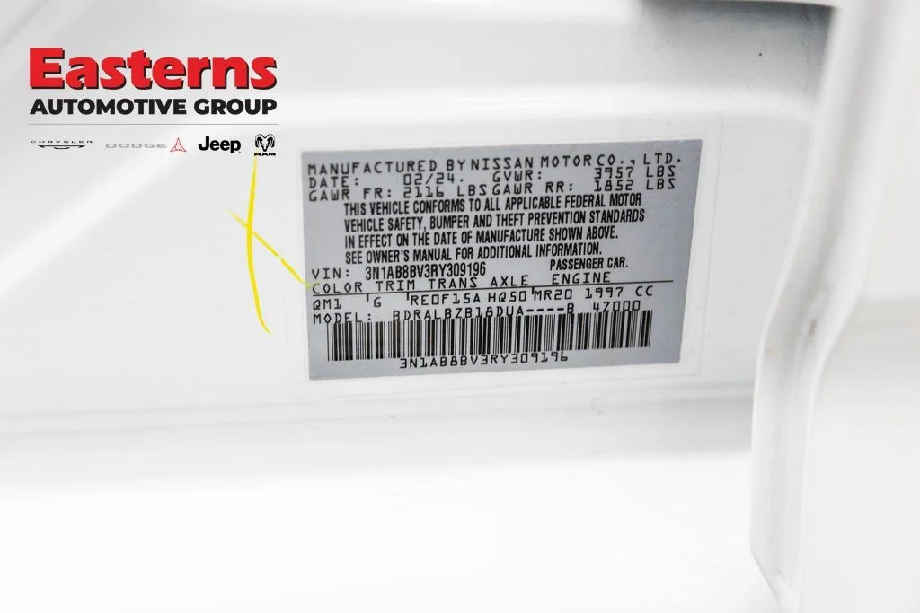 Used 2024 White Nissan S image 34