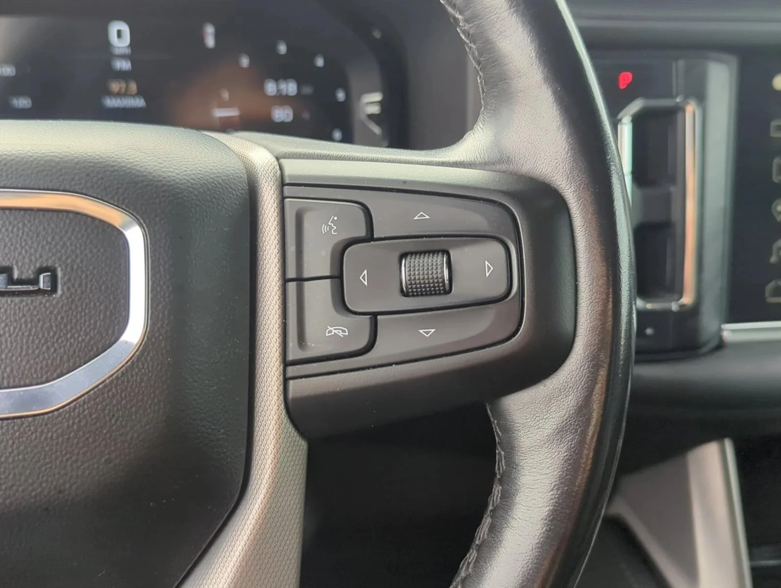 Used 2023 Summit White GMC Denali image 14