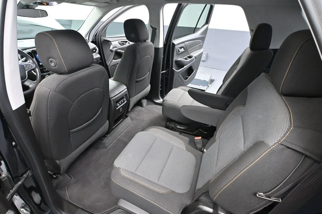 Used 2021 Black Chevrolet LT image 40