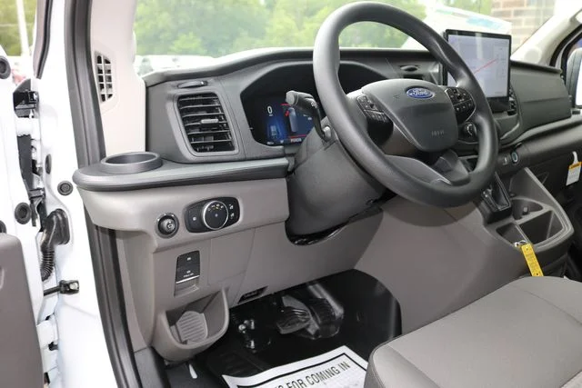 New 2026 Oxford White Ford Cargo Van image 15