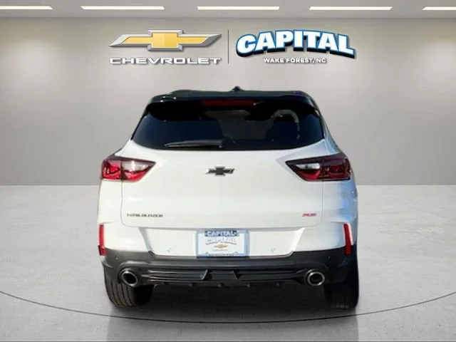 Used 2024 Summit White Chevrolet RS image 6