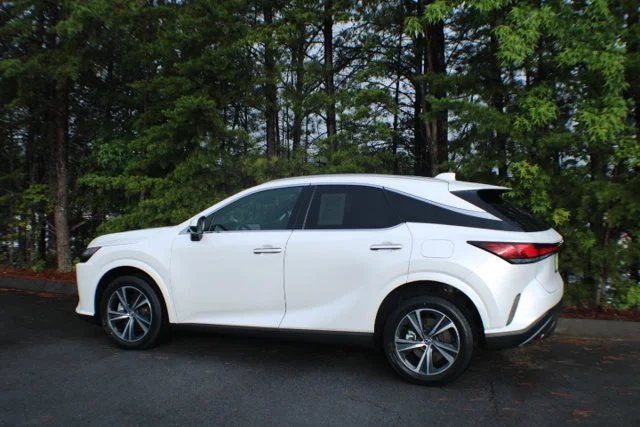 Used 2024 Eminent White Pearl Lexus RX 350 Luxury image 3