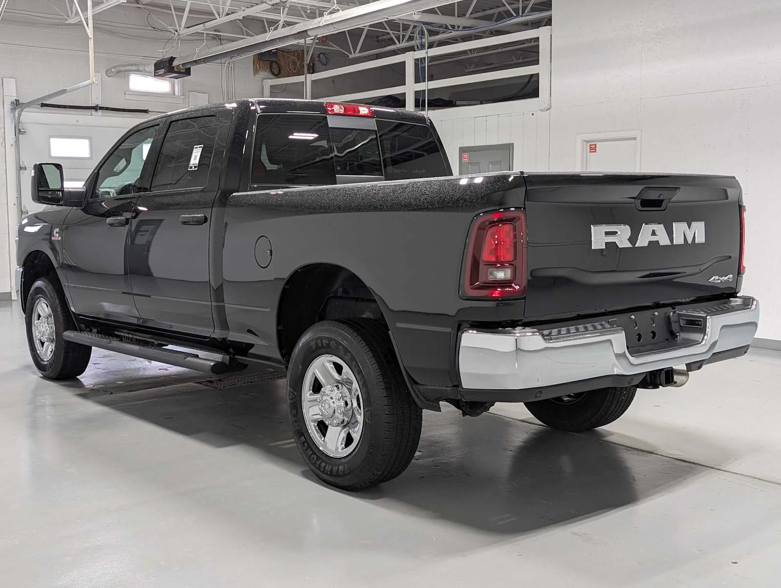 Used 2025 Diamond Black Crystal Pearlcoat Ram Tradesman image 8