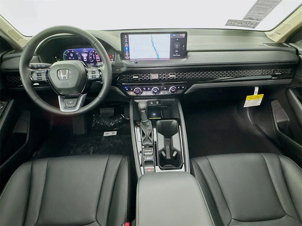 New 2026 Platinum White Pearl Honda Touring image 33
