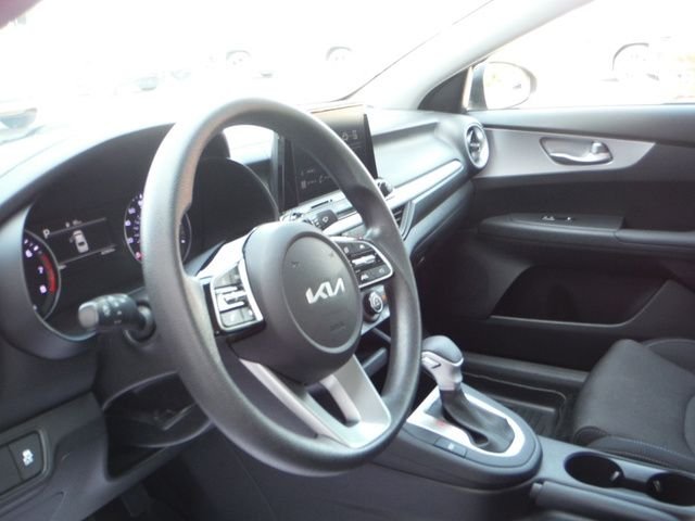 Used 2023 Gray Kia LXS image 10