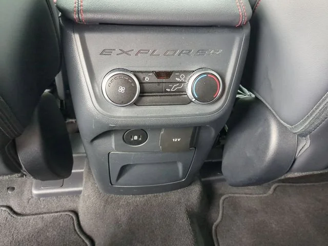 Used 2025 Gray Ford ST-Line image 31