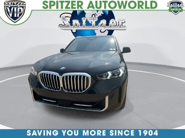 Used 2024 Black BMW xDrive50e image 4