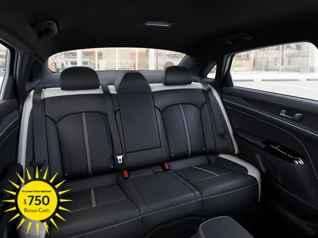 2026 Kia K5 GT-Line - Photo 16