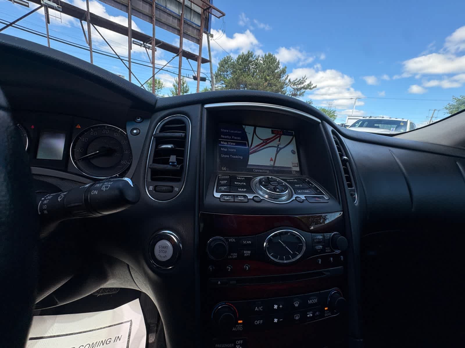 Used 2015 Black Obsidian INFINITI Journey image 21