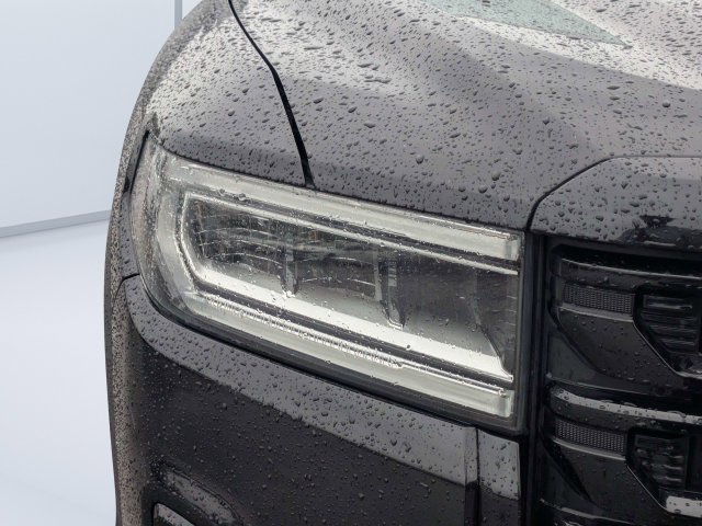 Used 2021 Black GMC SLT image 9