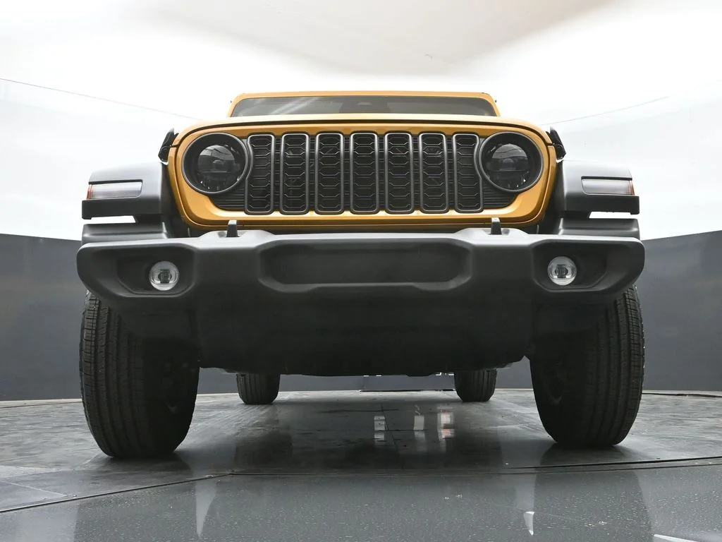 New 2026 Goldilocks Exterior Paint Jeep Sport S image 49