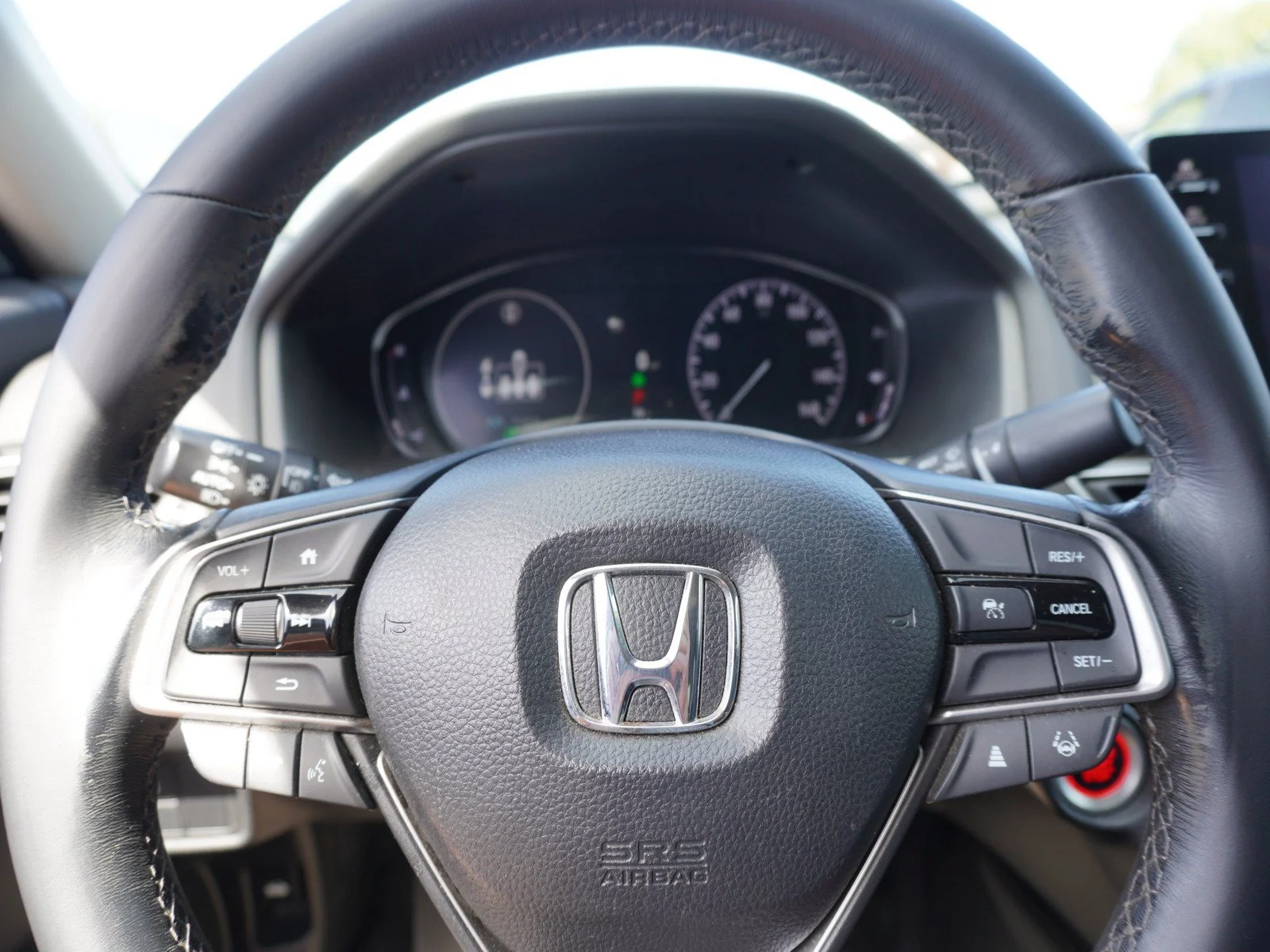 Used 2022 Crystal Black Pearl Honda EX-L image 21