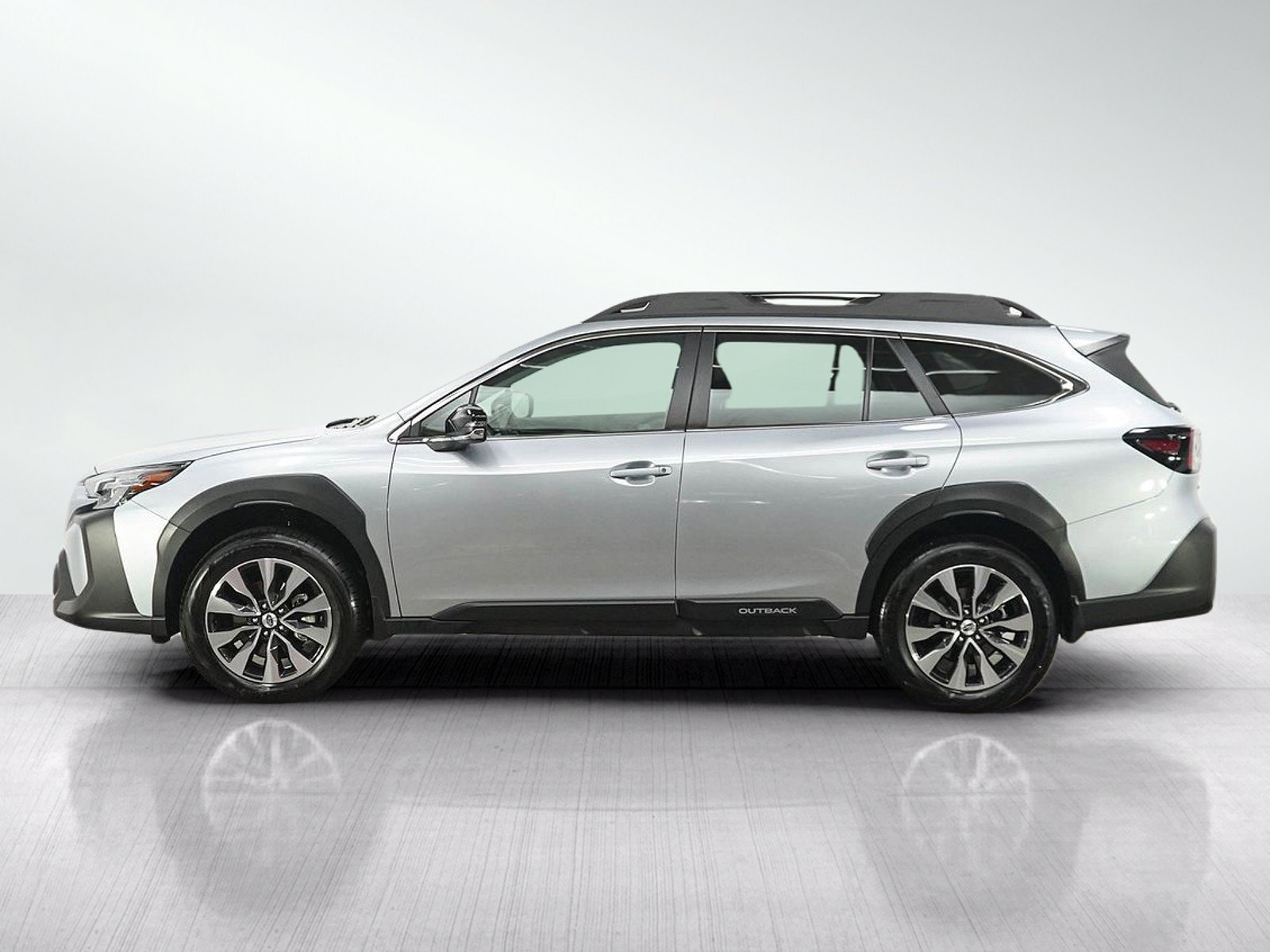 Used 2024 Subaru Outback Limited with VIN 4S4BTANC5R3187297 for sale in Burnsville, Minnesota