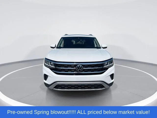Used 2022  Volkswagen 2.0T SEL image 3
