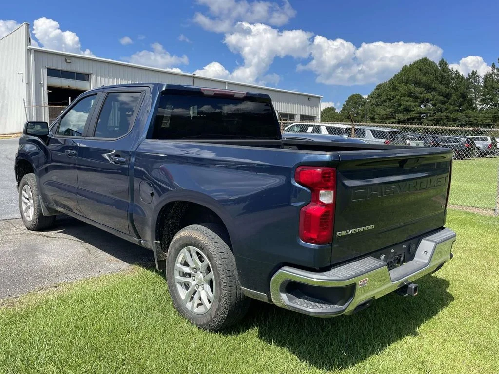 Used 2019 Northsky Blue Metallic Chevrolet LT image 3