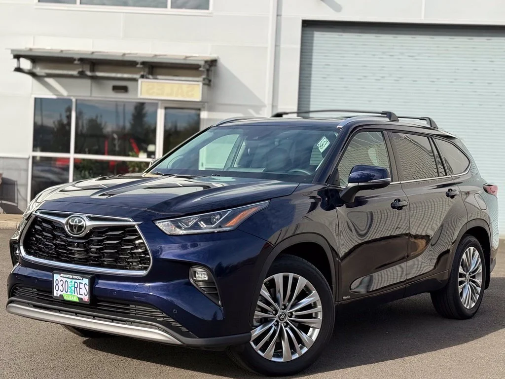 2025 Toyota Highlander Platinum