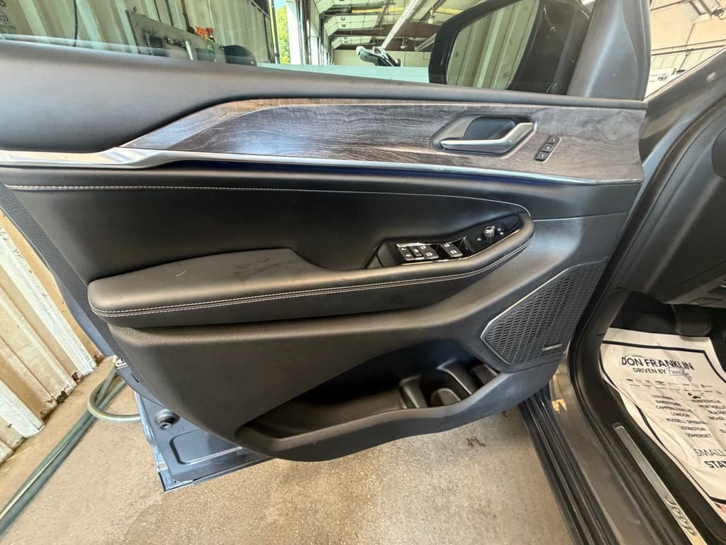 Used 2022 Gray Jeep Overland image 12