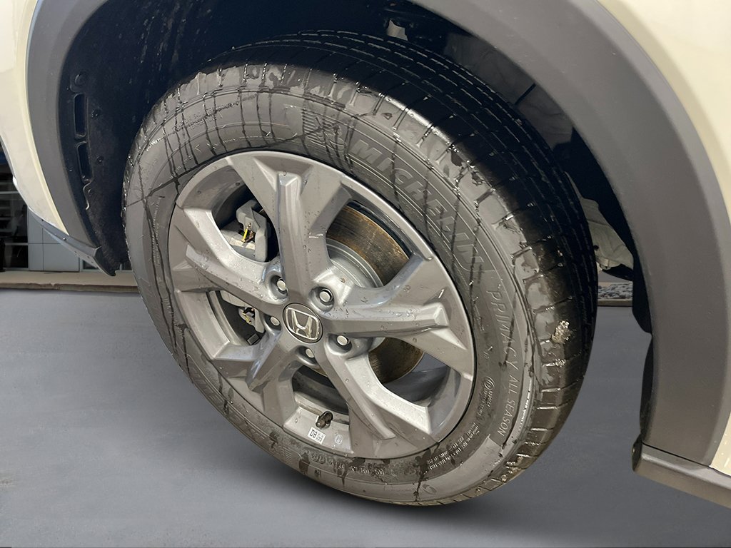 New 2027 Platinum White Pearl Honda LX image 11