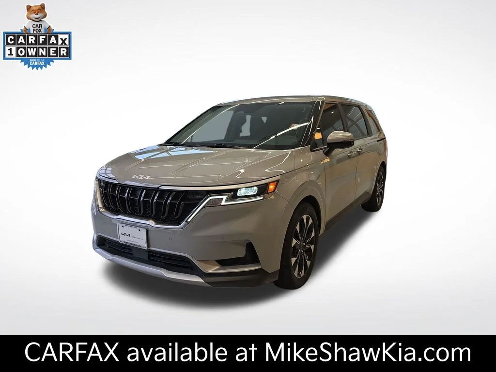 2024 Kia Sedona EX's photo