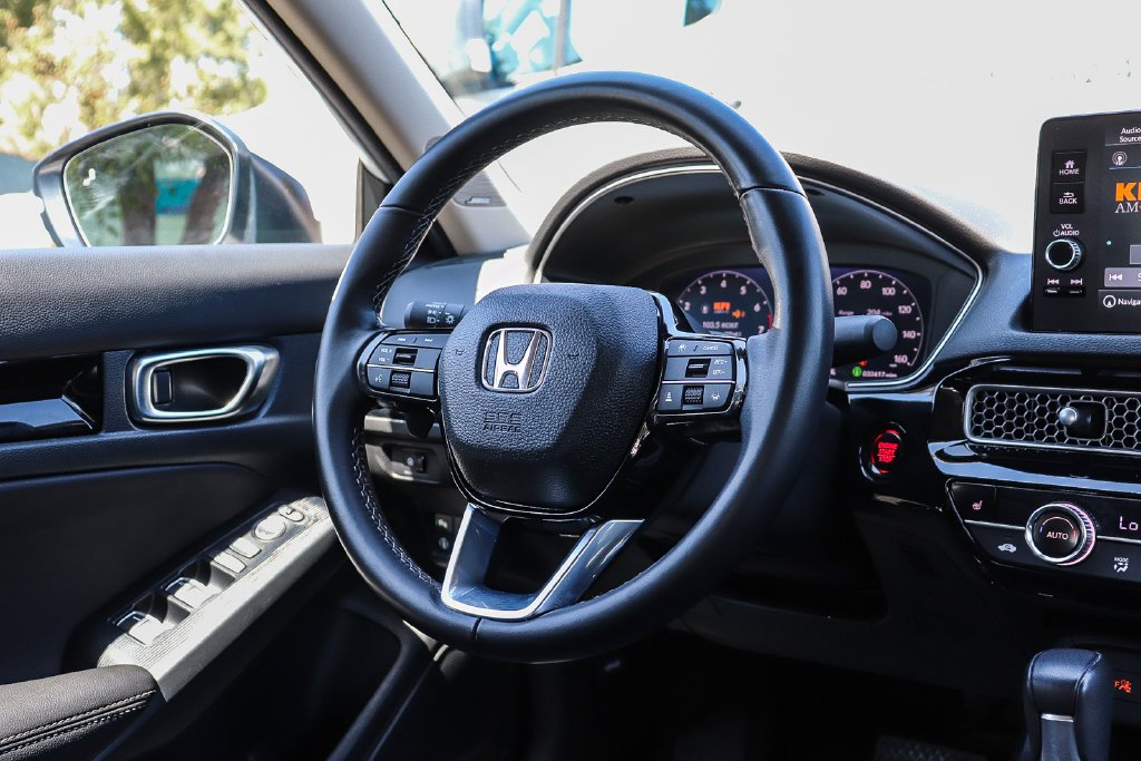 Used 2024 White Honda Touring image 15
