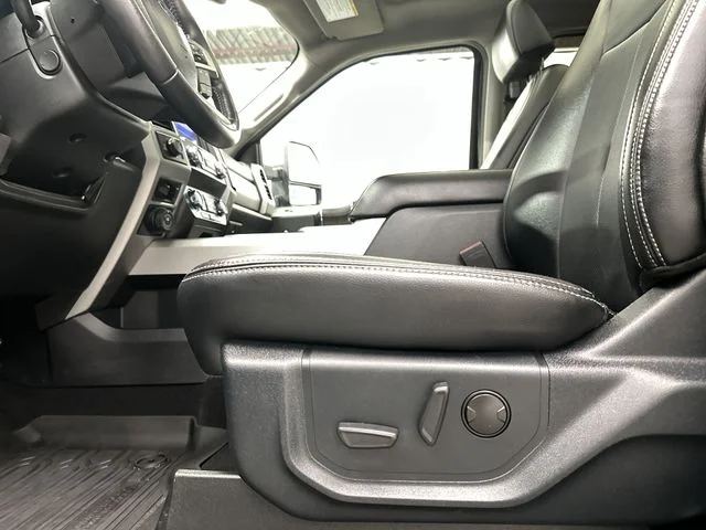 Used 2021 Black Ford Lariat image 16