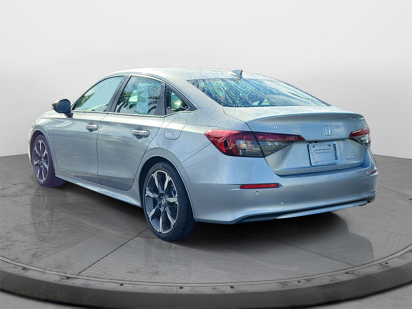 Certified Used 2025 Solar Silver Metallic Honda 4D HYBRID SPORT TOURING image 35