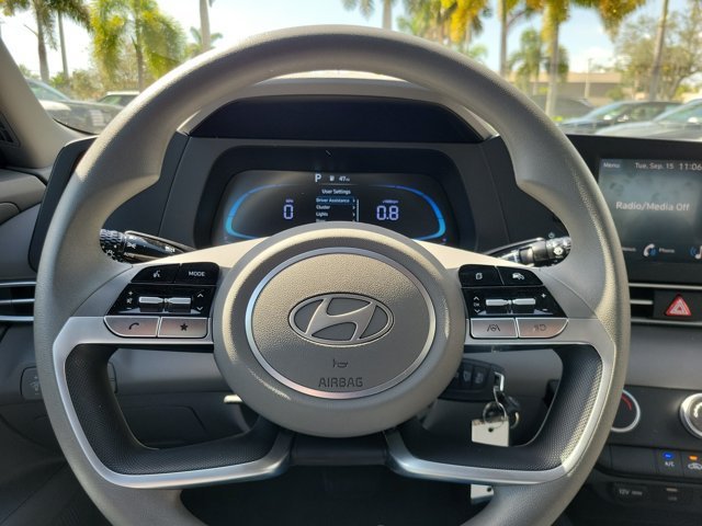 2026 Hyundai Elantra SE - Photo 17