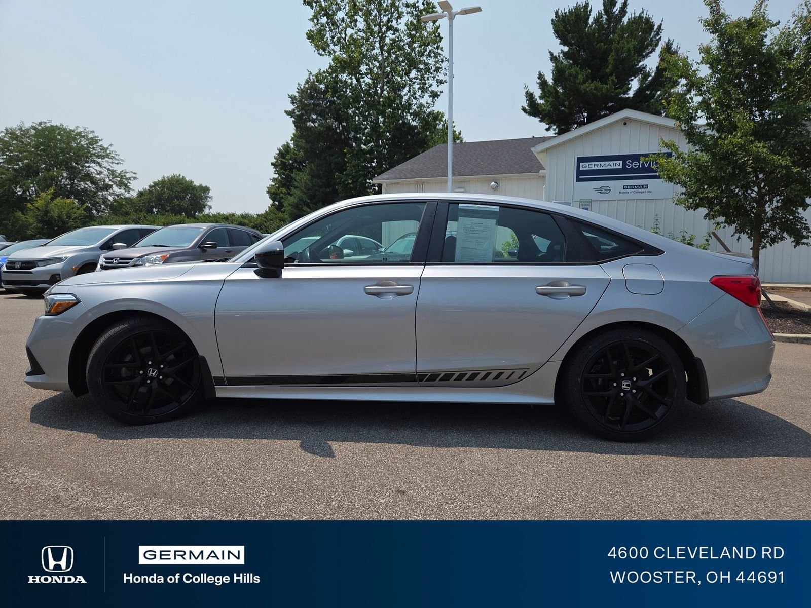 Used 2024 Lunar Silver Metallic Honda 2.0L 4D SPORT image 10