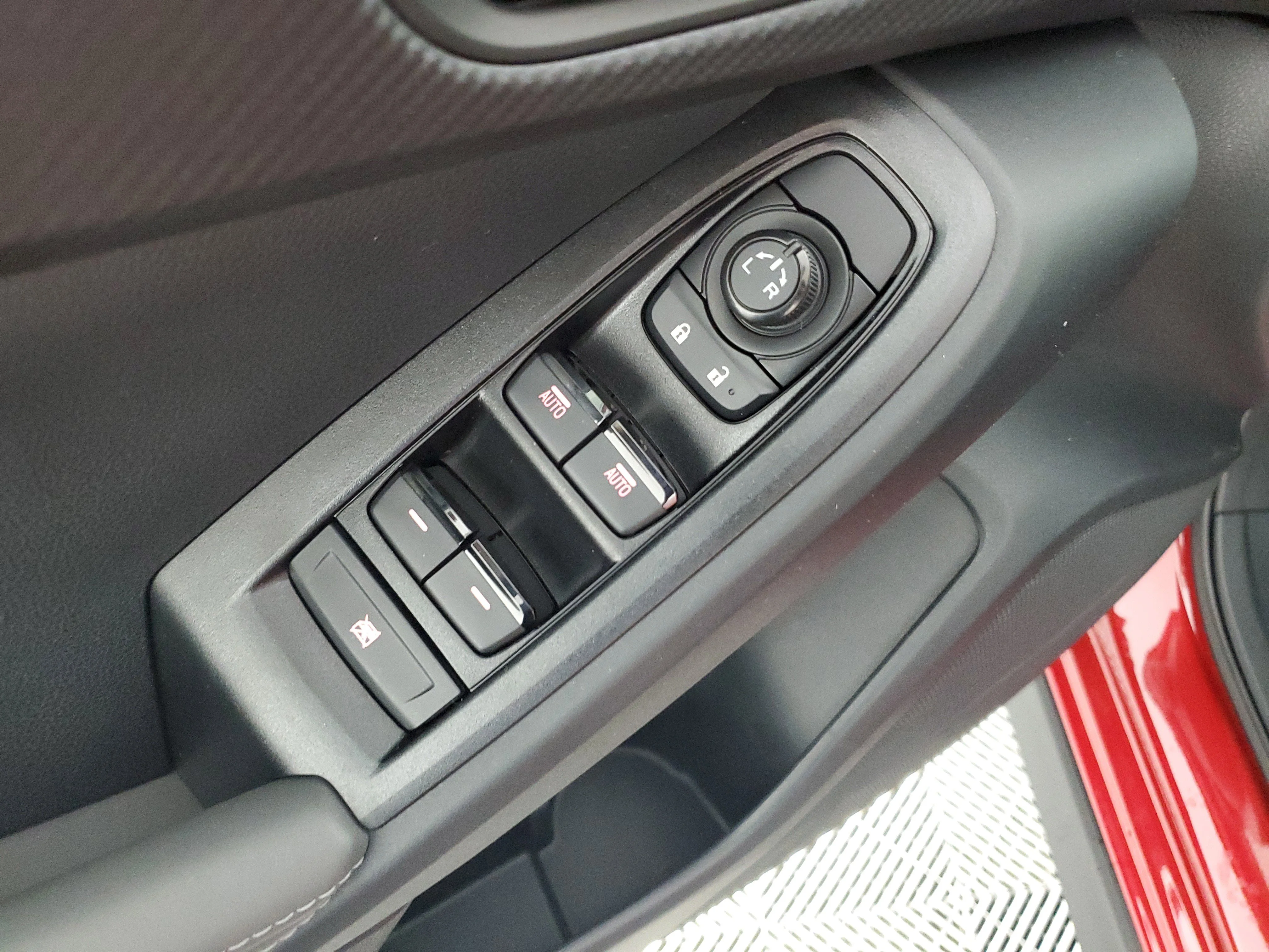 2026 Subaru Crosstrek Premium - Photo 27