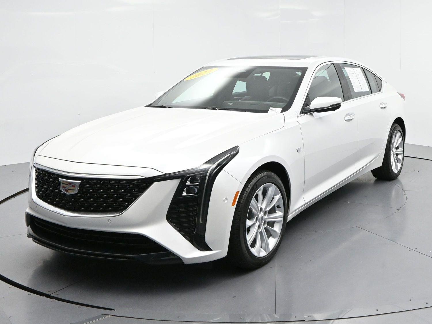 Used 2025 Crystal White Tricoat Cadillac Premium Luxury image 3