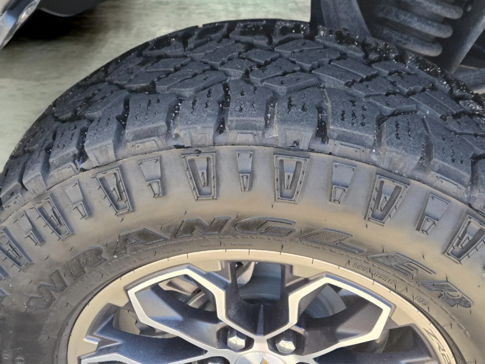 Used 2022 Sand Dune Metallic Chevrolet 4WD ZR2 image 54