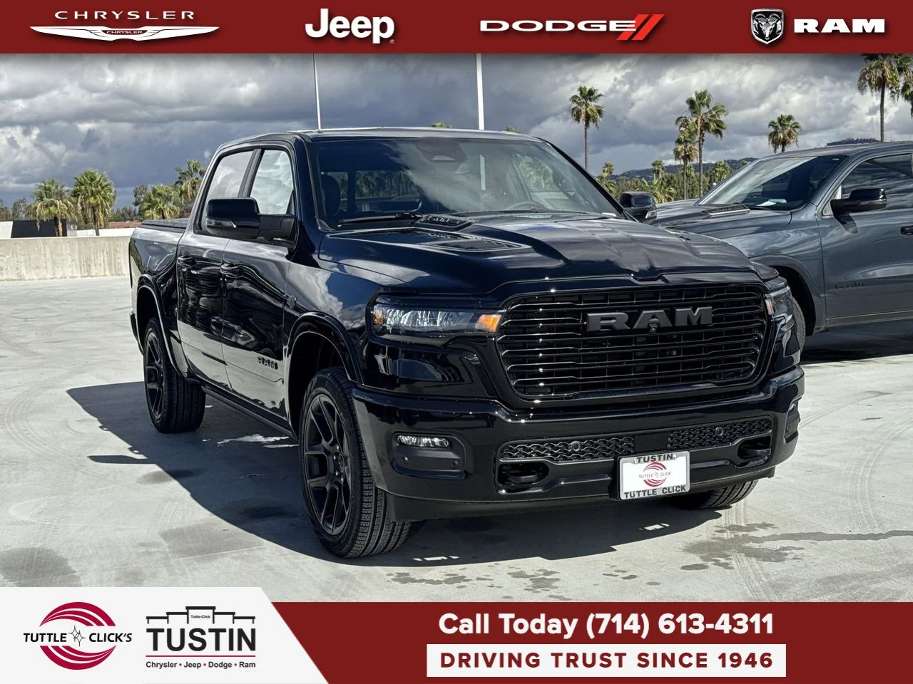 New 2027 Diamond Black Crystal Pearl-Coat Exterior Paint RAM Laramie image 9