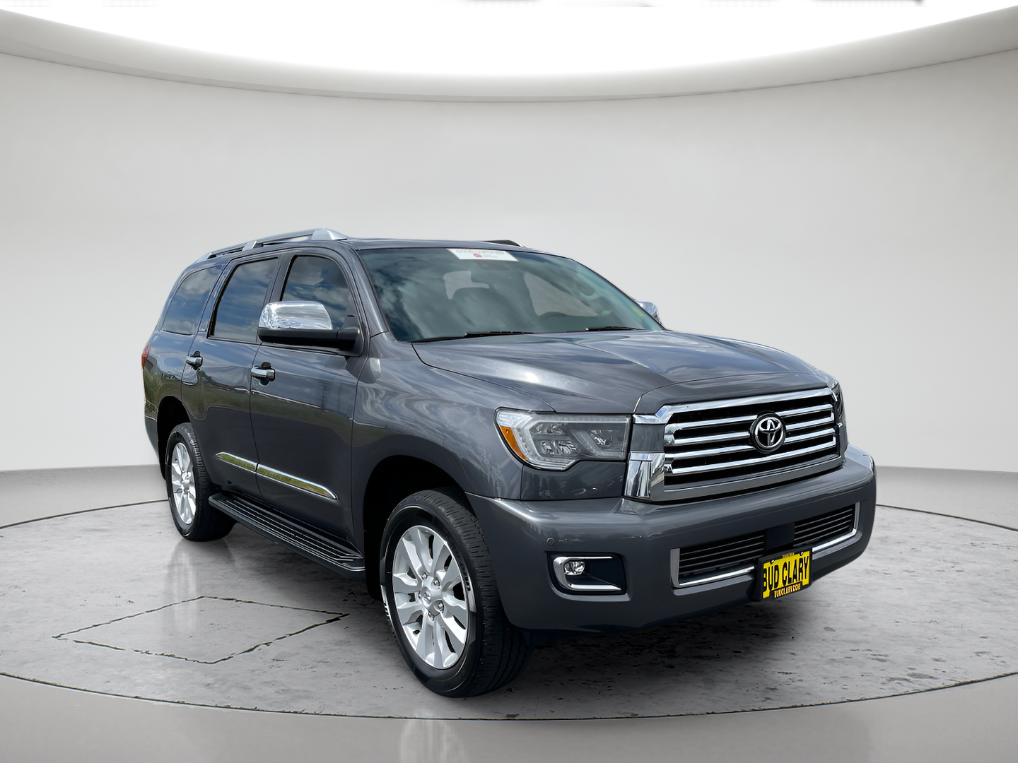 2022 Toyota Sequoia 5.7 Auto 4WD Platinum's photo