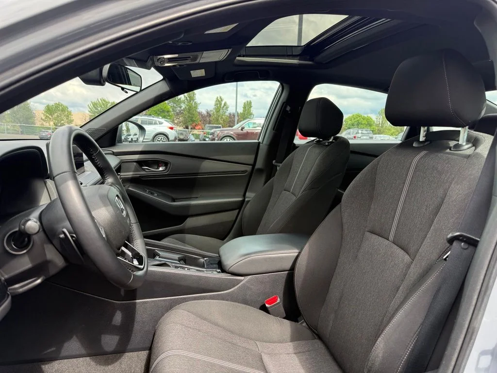 Used 2023 Urban Gray Pearl Honda Sport image 9