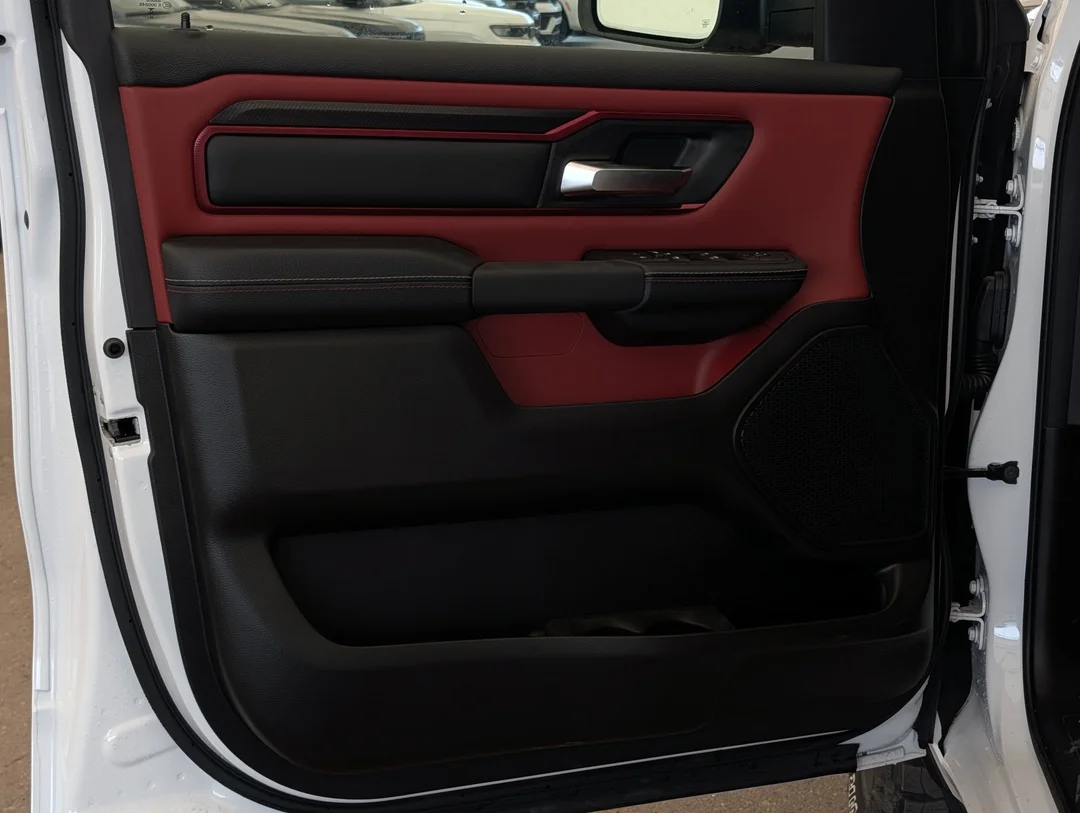 New 2026 White RAM Rebel - - Hurricane Twin Turbo - Rebel Lvl 1 Grp - 124.9L Fuel Tank - Perf Tuned Shocks & More! image 12