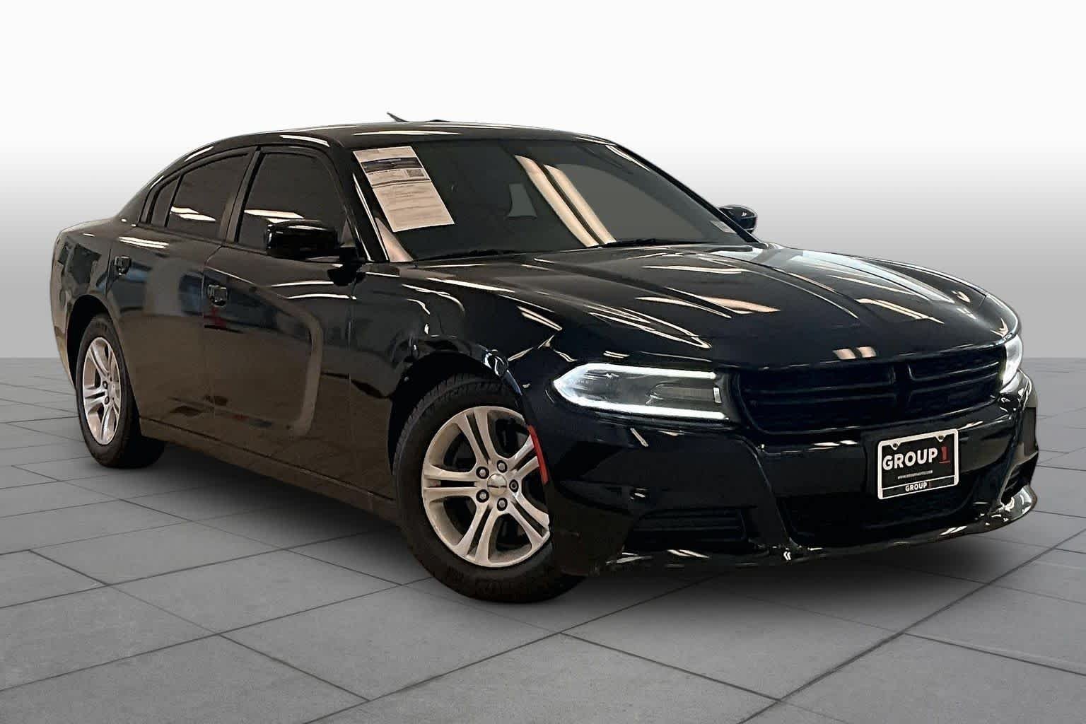 Pre-Owned 2019 Dodge Charger SXT