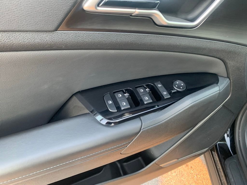 Used 2024 Black Kia EX image 11
