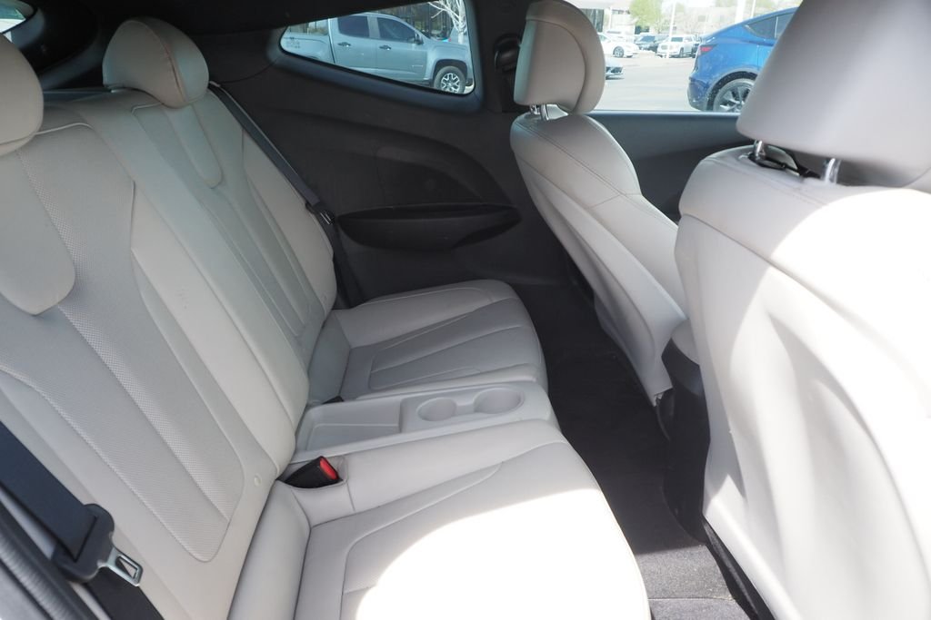 Used 2019 White Hyundai Turbo Ultimate image 17