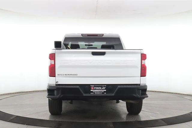 Used 2021 White Chevrolet WT image 11