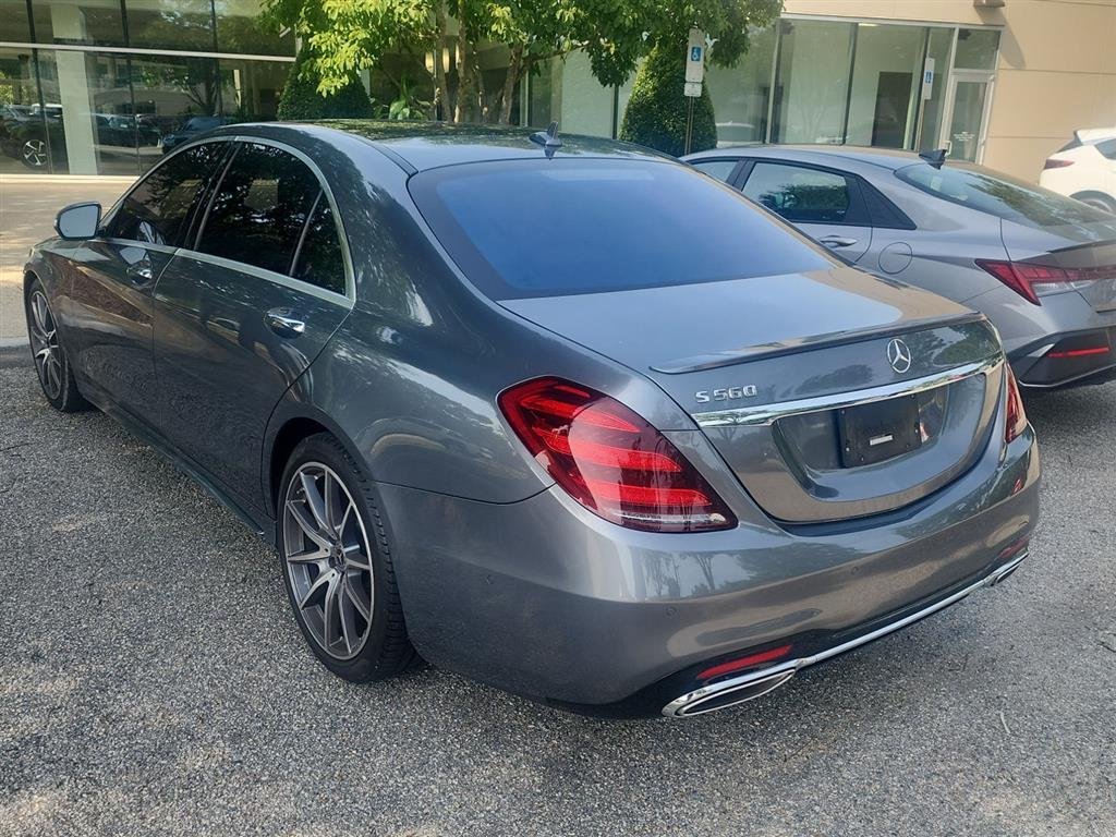 Used 2020 Selenite Grey Metallic Mercedes-Benz S 560 image 3