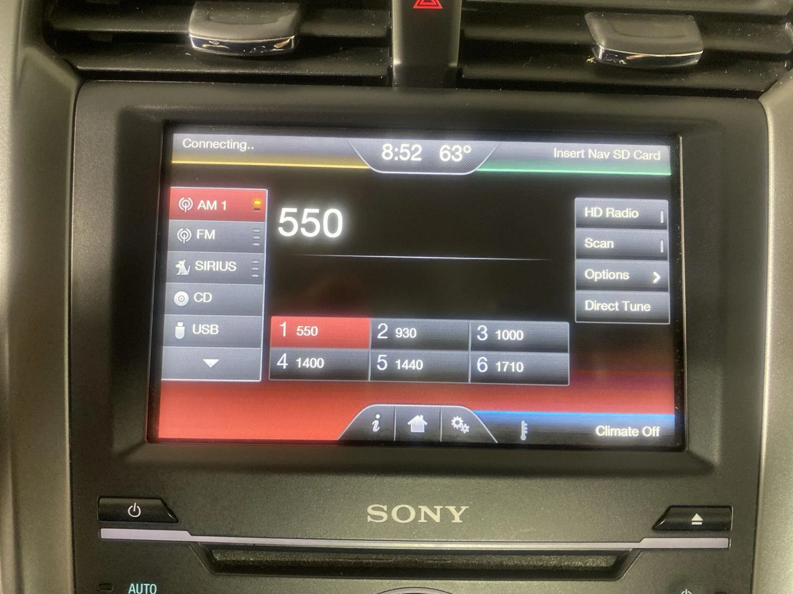 Used 2014 White Platinum Metallic Tri-Coat Ford Titanium image 19