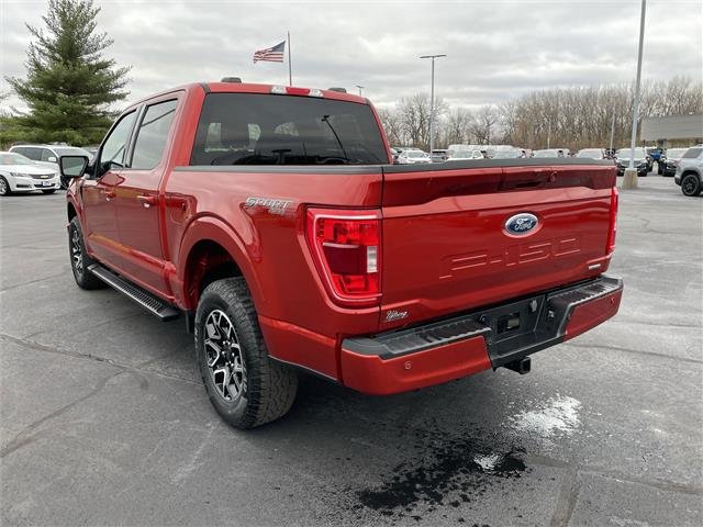 Used 2023 Hot Pepper Red Tinted Clearcoat Ford XLT image 43
