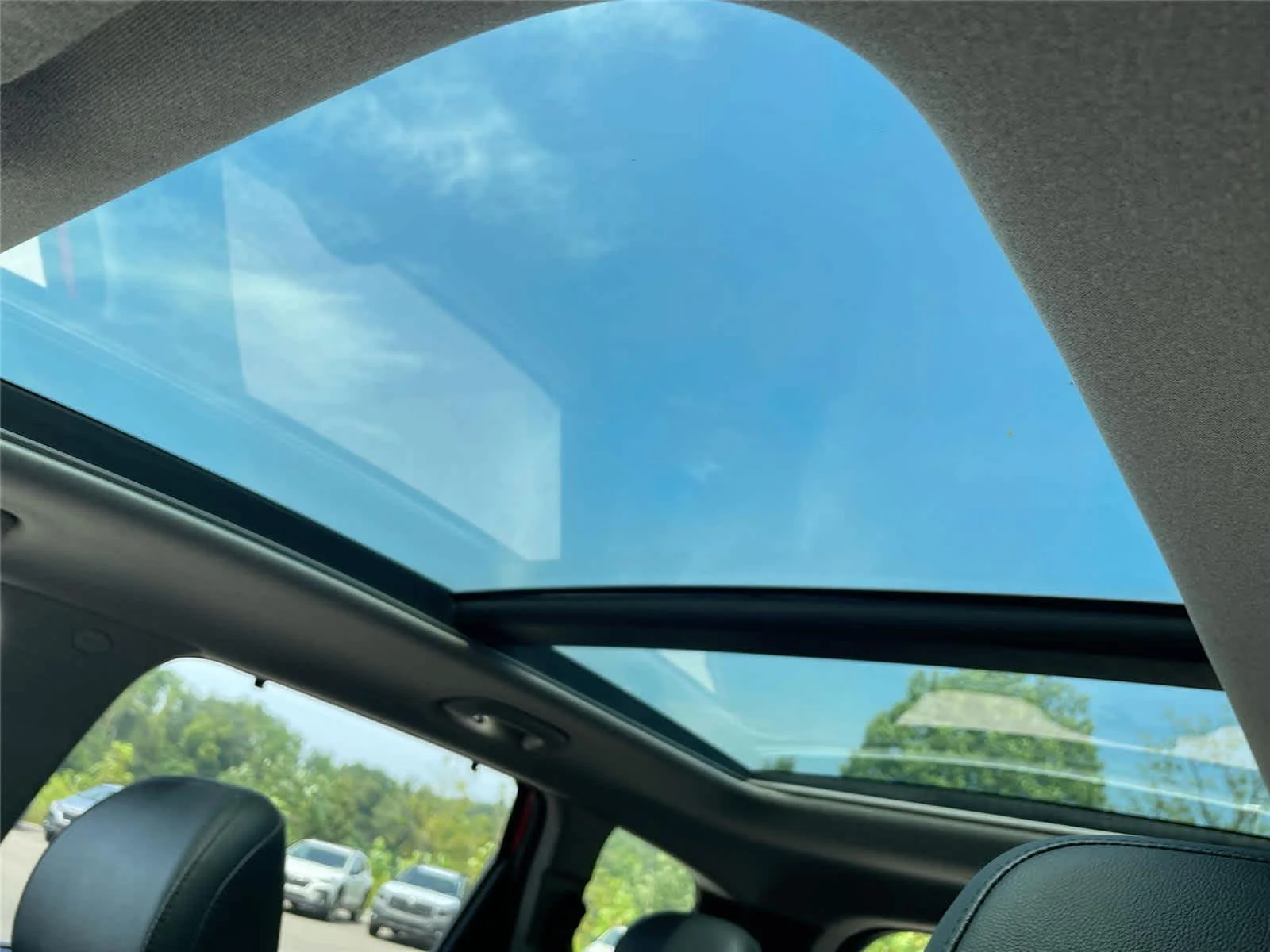 2020 Hyundai Santa Fe Limited - Photo 11