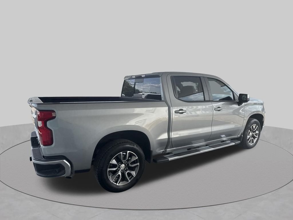 Used 2023 Gray Chevrolet LT image 10