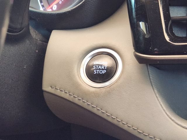 Used 2021 Black Toyota L image 8