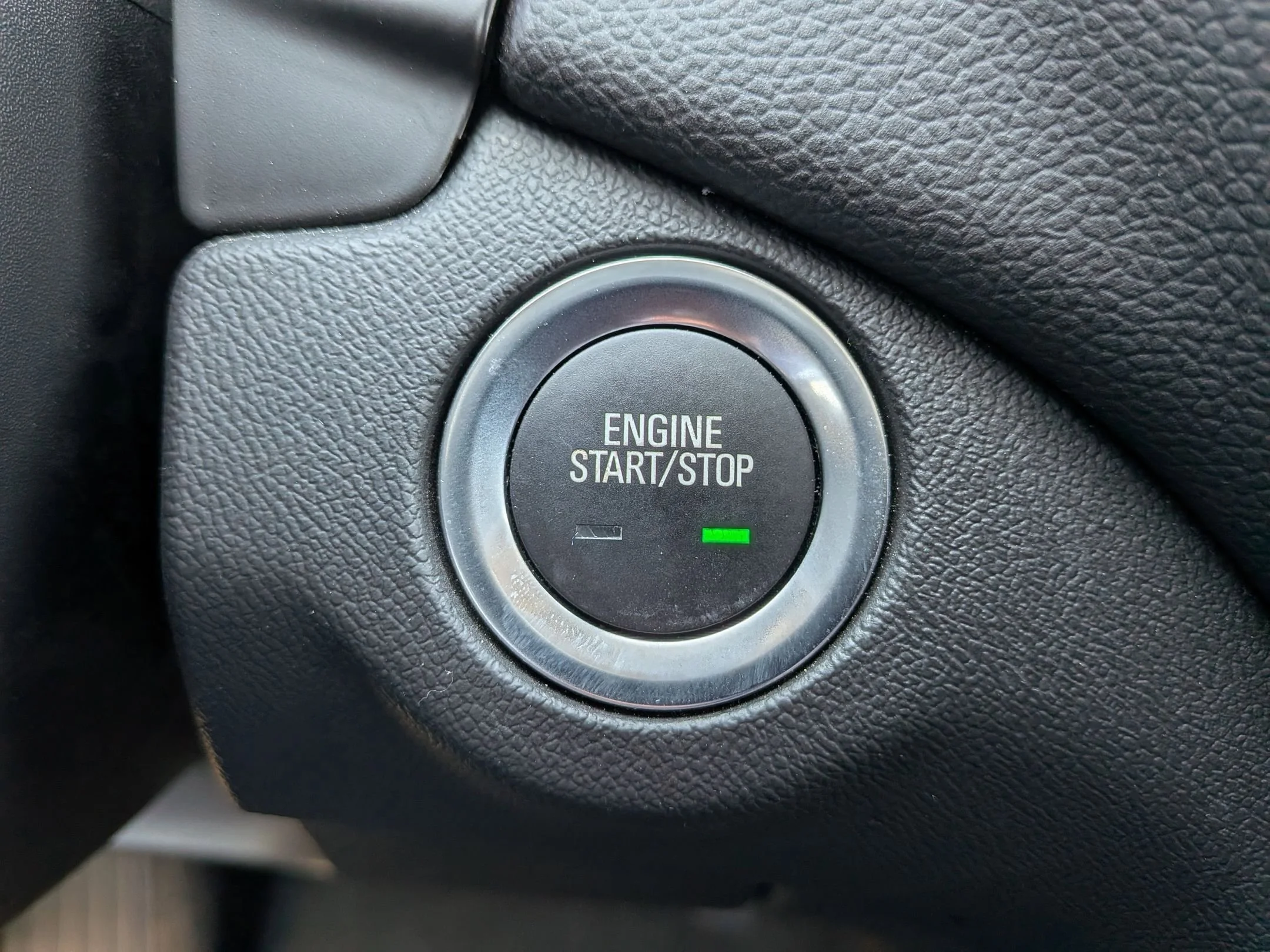 Used 2024 Lakeshore Blue Metallic Chevrolet LT image 16